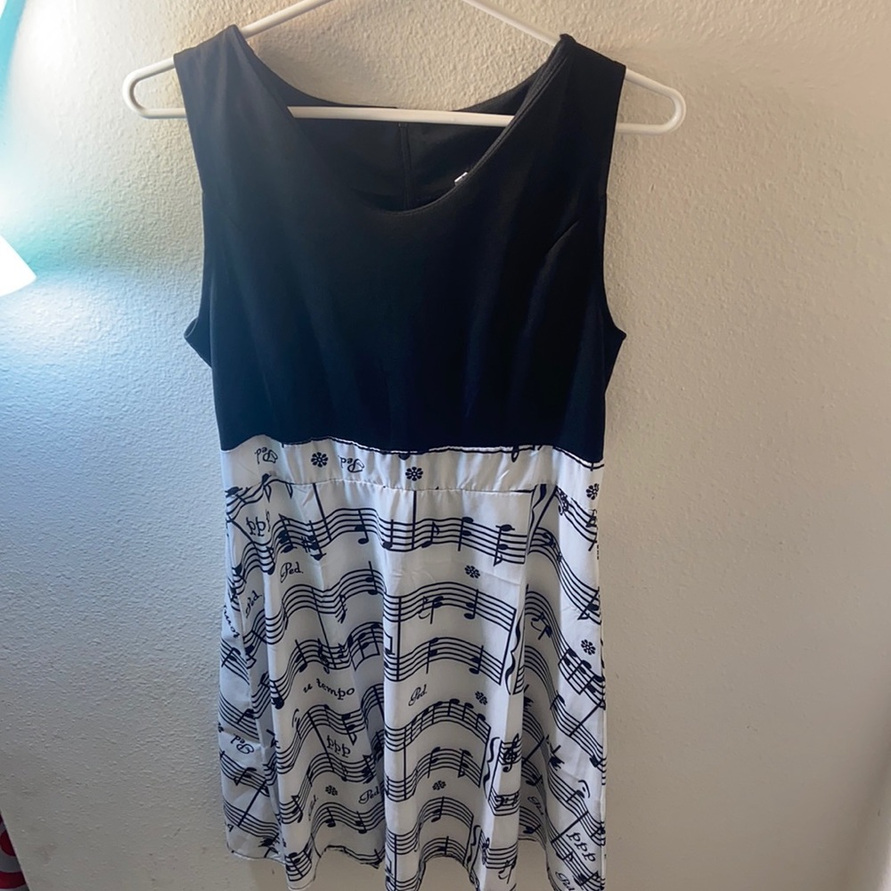 Piano dress